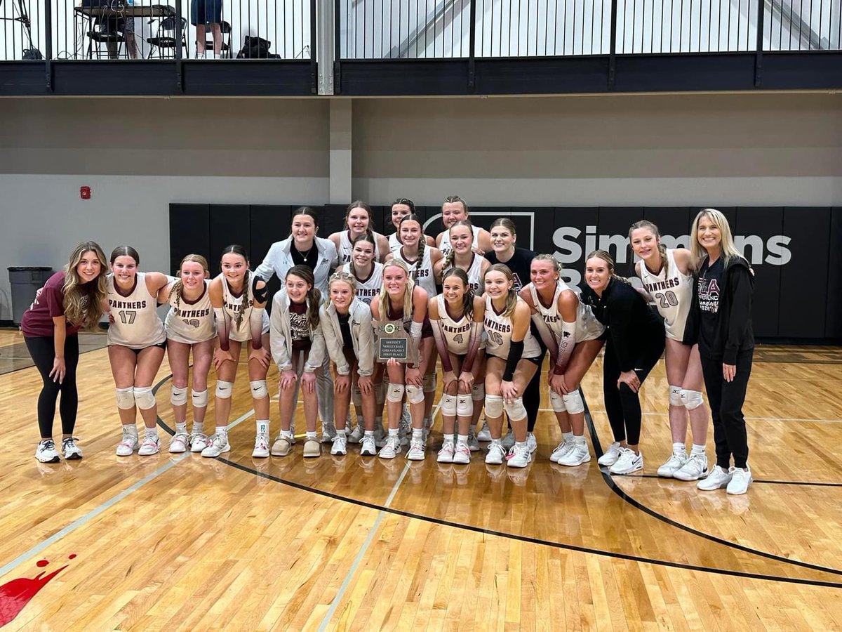 GerlaAaron's tweet photo. Congrats to Coach Kell and the Mountain Grove VB girls on their Class 3, District 11 Championship. They will play Mt. Vernon at Mt. Vernon on Thursday, 10/31 with the time TBD. #greatdaytobeapanther https://t.co/B3lsMJsSSw