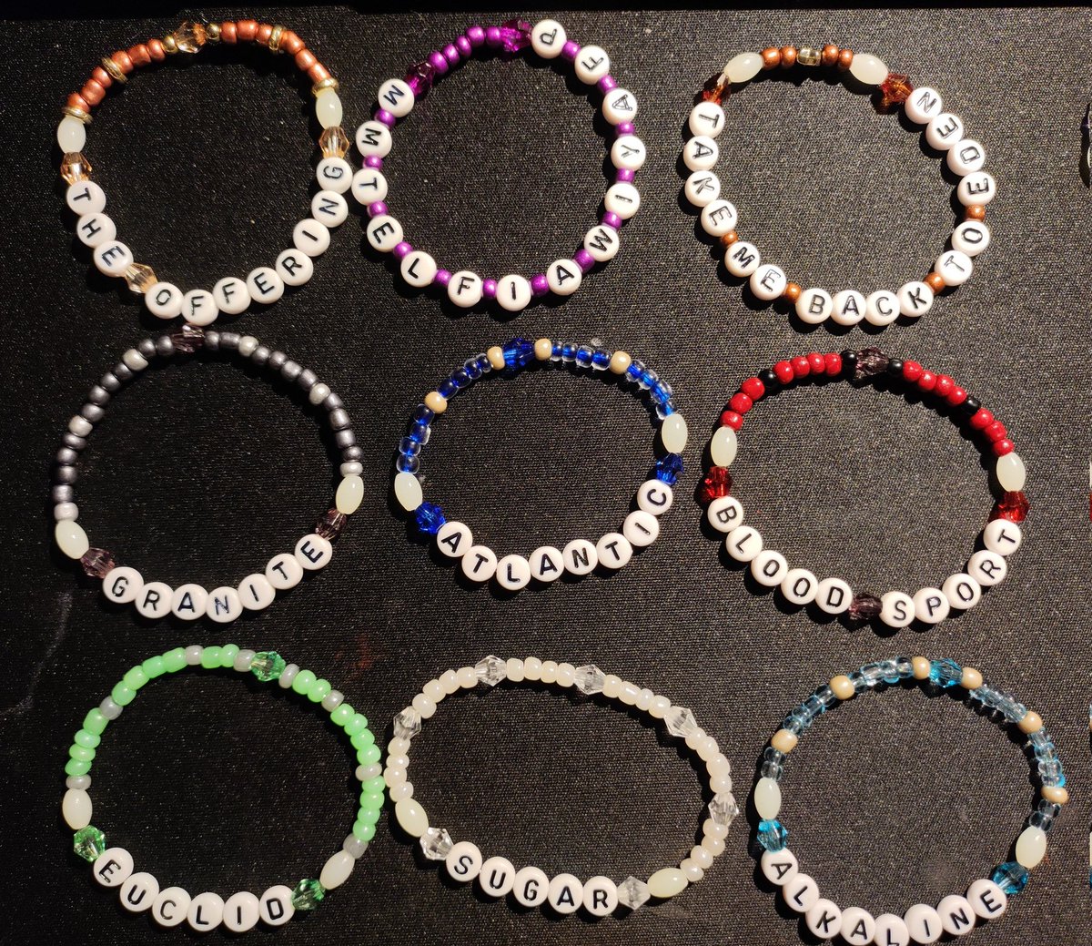 Michelle_Emmina's tweet photo. Started making freebie bracelets for sleep token in nuernberg in two weeks 😌
I made two of everything and I have another 10 songs (20 bracelets) to go
I'll post my outfit on the day of the show so you guys can actually find me ☺️ https://t.co/IxvqG8Umfh
