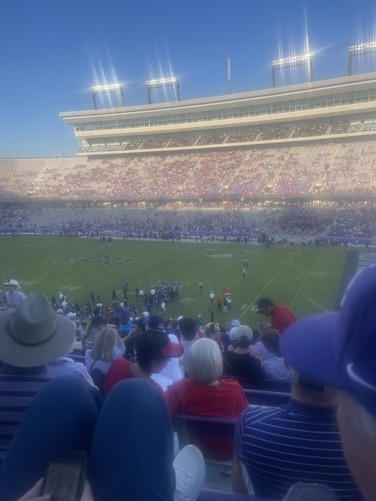 WhoDat_Frog's tweet image. Sad students!!