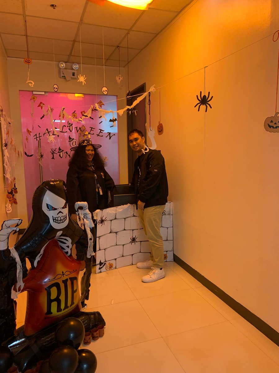 japsdee's tweet photo. Happy halloween! 🎃👻🦇 https://t.co/CHNgwmLuM8