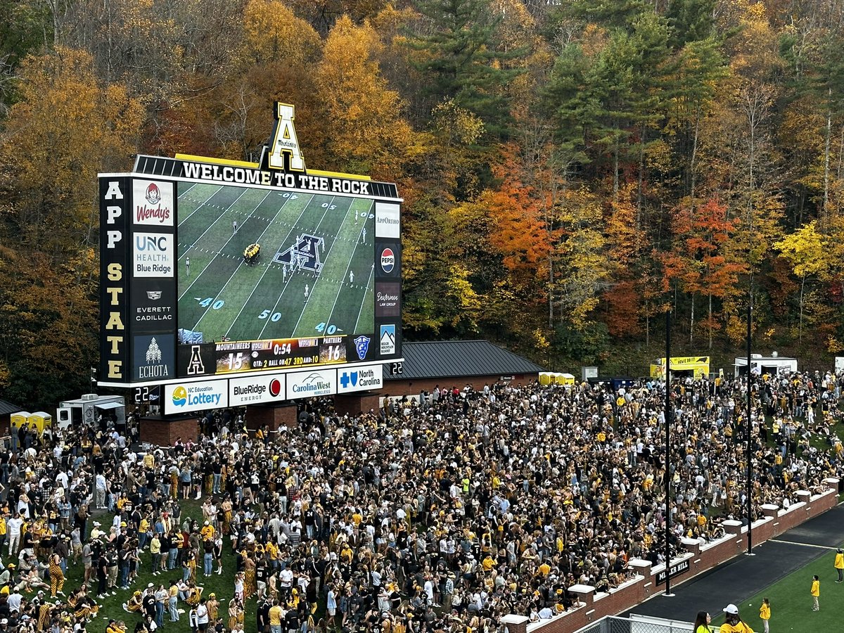 Very excited to be back <a href="/AppState_FB/">App State Football</a> for a visit.  Enjoyed the game and am hoping to be back again soon.
<a href="/BrianHainesb/">Brian Haines</a> <a href="/CoachDeGraf23/">Al DeGraffenreid</a> <a href="/CoachHarless55/">Coach Harless</a> <a href="/Coach_Meeks17/">Jonathan Meeks</a>