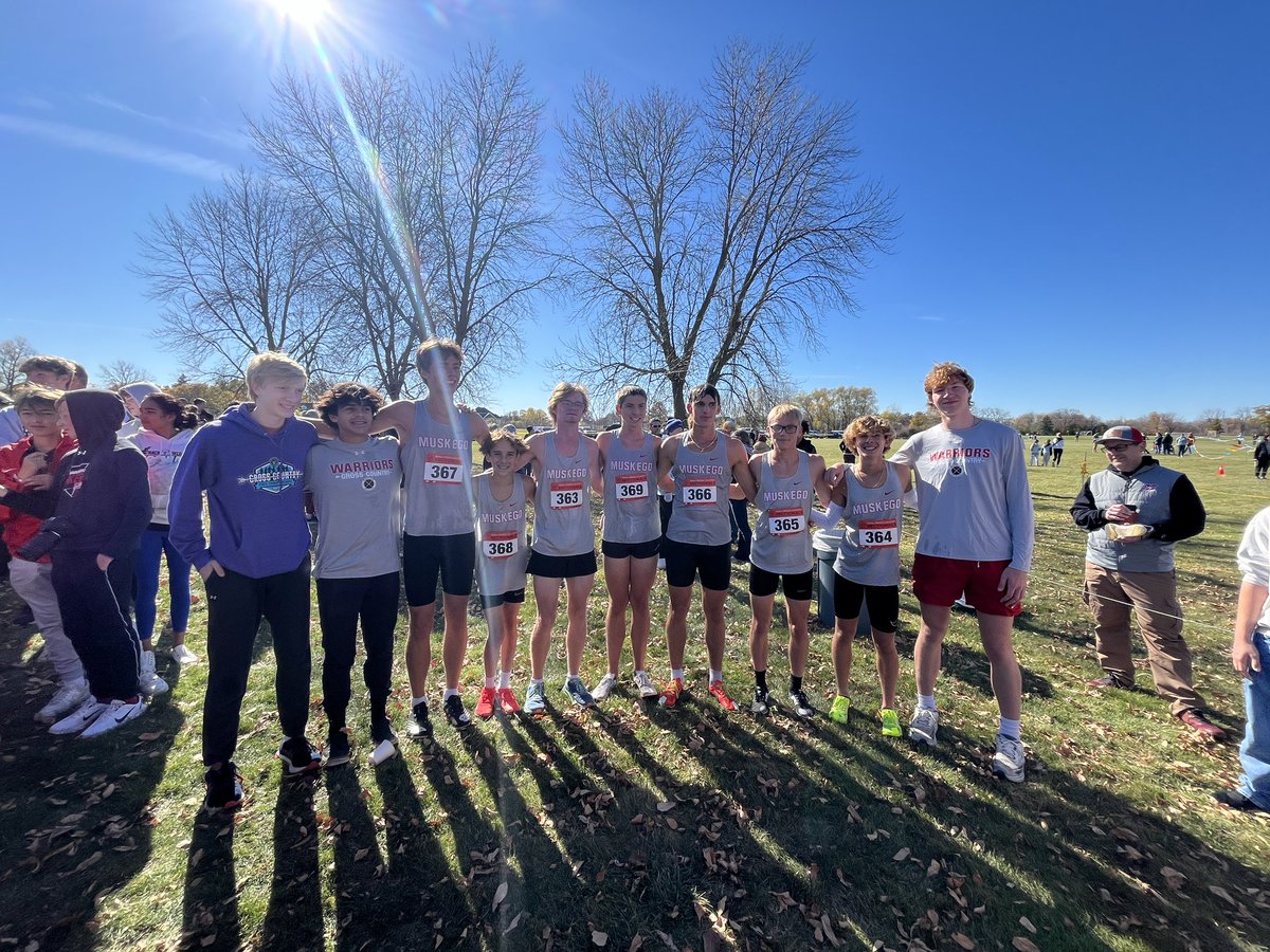 Congrats Muskego Cross Country!! Girls were Sectional Champs and heading to State as a team. Ella Anschutz - Sectional Champion. Parker Fons qualified individually!! 
<a href="/MNSDIrvine/">Todd Irvine</a> <a href="/1WarriorMHS/">1WARRIOR</a>