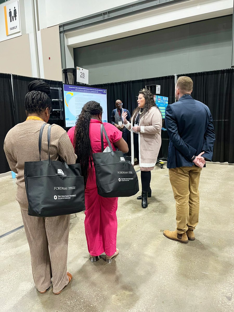 utkcsw's tweet image. Another amazing day at #CSWE2024 with a full day of sessions and presentations from our faculty and students! (1/2) #utkcsw @CSocialWorkEd