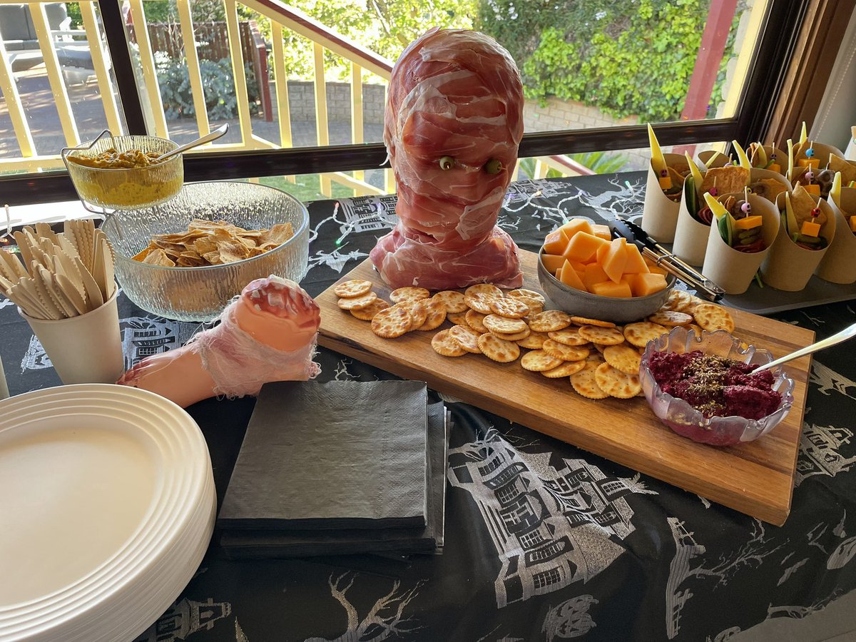 illy bocean tweet media