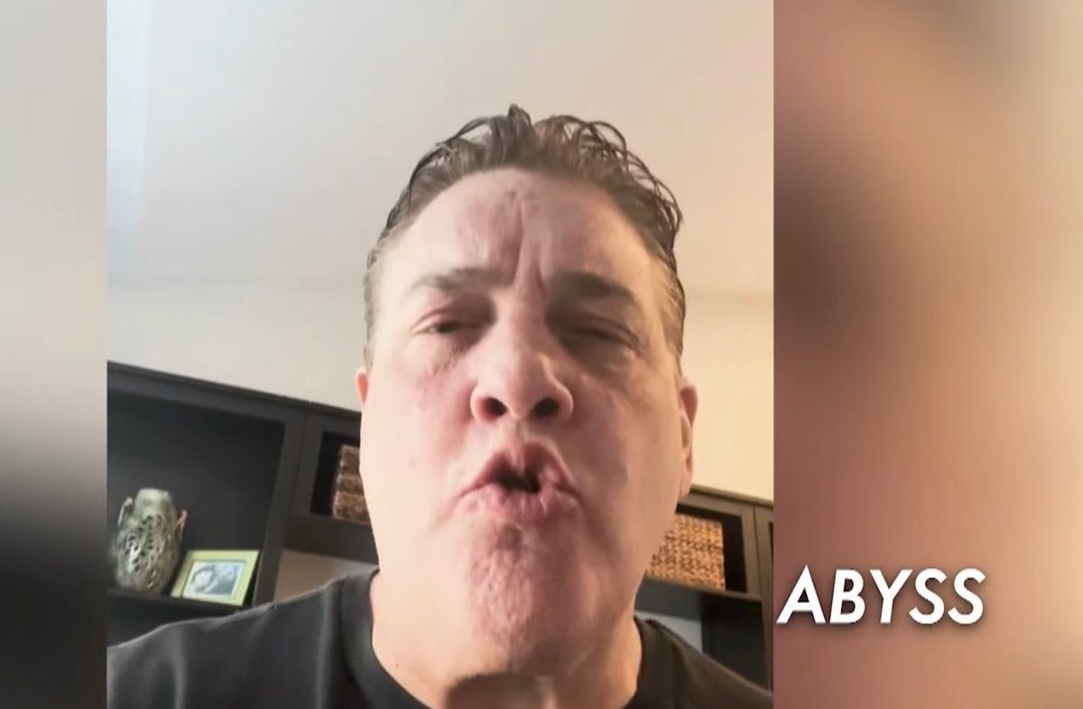 SteveSlamFR's tweet photo. Abyss, AJ Styles, Jeff Jarrett, The Naturals, Kurt Angle, AMW rendant hommage Γ Bob Ryder pour son introduction au Hall Of Fame π₯²π₯²π₯²π₯²π₯²π₯²π₯²
Bravo AEW et WWE d'avoir laissΓ© leurs talents s'exprimer pour TNA.
Thank You Bob <3
#CountdownToBoundForGlory https://t.co/SO5Wce6Fgf