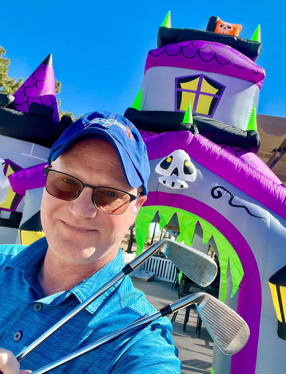 Oh yes - it’s that scary time of the year: Getting out on the newly over-seeded golf courses! 😱👻⛳️