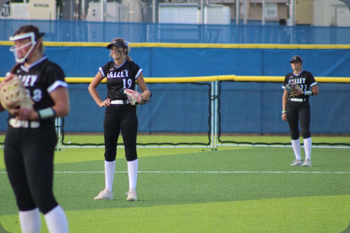 Sydnee Wagner (@sydnee_wagner19) on Twitter photo Unforgettable season with <a href="/GVsftball/">🥎 GVHS Softball 🥎</a>! Excited for senior season!! Stats:
AVG .437
OBP .500
SLG .738
H 45
1B 27
2B 11
3B 1
HR 6
RBI 31
R 40
Thank you seniors! 🫶🫶
<a href="/TGA_Turner/">Top Gun National 18U</a> <a href="/TGASciara/">Top Gun National 16</a> <a href="/topgunfastpitch/">Top Gun Fastpitch</a> <a href="/SIU_Softball/">Saluki Softball</a> <a href="/CoachJenSewell/">Coach Jen Sewell</a> <a href="/Laurinwatts/">Laurin Watts</a> <a href="/MaryJoFirnbach/">Mary Jo Firnbach</a> Unforgettable season with <a href="/GVsftball/">🥎 GVHS Softball 🥎</a>! Excited for senior season!! Stats:
AVG .437
OBP .500
SLG .738
H 45
1B 27
2B 11
3B 1
HR 6
RBI 31
R 40
Thank you seniors! 🫶🫶
<a href="/TGA_Turner/">Top Gun National 18U</a> <a href="/TGASciara/">Top Gun National 16</a> <a href="/topgunfastpitch/">Top Gun Fastpitch</a> <a href="/SIU_Softball/">Saluki Softball</a> <a href="/CoachJenSewell/">Coach Jen Sewell</a> <a href="/Laurinwatts/">Laurin Watts</a> <a href="/MaryJoFirnbach/">Mary Jo Firnbach</a>