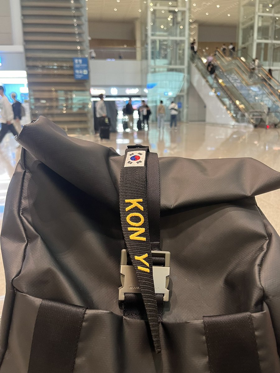 livegun23's tweet photo. Dear my friends, who’s with me? 잠시 다녀오겠습니다. 행복한 주말 보내세요!!! #TyndallAFB #floridabikini https://t.co/fGXbuhWZj8