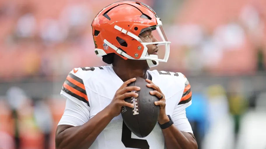 austinsprops's tweet photo. The Sneaky Best NFL Bet☢️

Jameis Winston 227.5 Pass Yds “O”
(-110)Bet365

Sunday NFL Play #5🏈Vs #Ravens

❤️IF TAILING AND WANT ANOTHER PROP!

Winston steps into action for his first start of the season against a Baltimore team whose main struggle has been defending the pass, and now they’re facing injuries with both starting corners Marlon Humphrey and Nate Wiggins ruled out.

This Baltimore defense averages over 285 passing yards allowed per game. We’ve also seen 6 out of 7 starting QBs against Baltimore go over 269 passing yards. The Ravens are 8-point favorites and likely will build a lead here, which should create a trailing, pass-heavy game script for Winston.

Chubb unders are extremely popular this week, and rightfully so. I expect CLE to struggle running the ball, and we’re all familiar with the type of gunslinger Winston is.

This line has bumped a few yards since posting in the Discord, but honestly, anything under 241.5, I’m quite comfortable playing the over with Winston, who I’m expecting to surprise some people on Sunday!