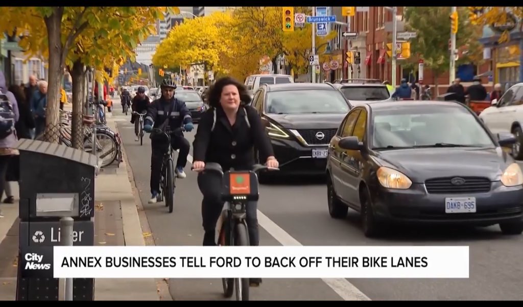 WATCH: Seriously, if you’re following ANY bike-lane debate, you HAVE TO WATCH this news story. Politician claims without evidence that bike-lanes are bad for small business, and THE ACTUAL BUSINESS ASSOCIATION obliterates him with data. Great, @citynewsTO.
toronto.citynews.ca/video/2024/10/…