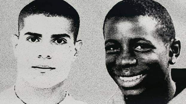 Ce sont des enfants qui courent parce qu’ils voient la police et la police qui court parce qu’elle voit des enfants courir...

27/10/05, Zyed et Bouna 🤲🏼
On n'oublie pas, on ne pardonne pas.

Une pensée pour Muhittin.