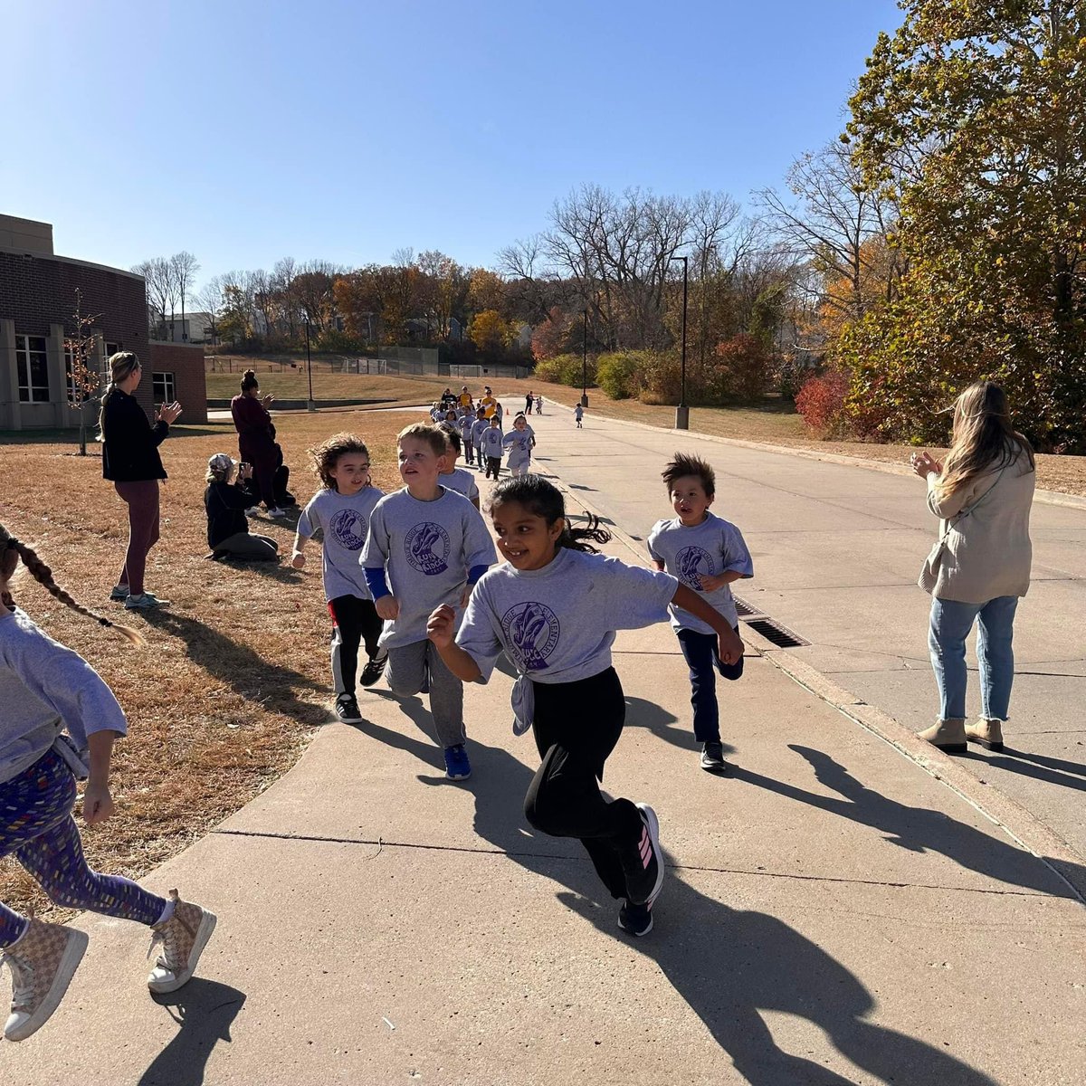 We had another amazing Timber Ridge Fun Run on Friday!  Each grade level got to run for 45 minutes and they also had a chance to cheer and support students in different grade!  A lot of miles were covered and we had a lot of fun!