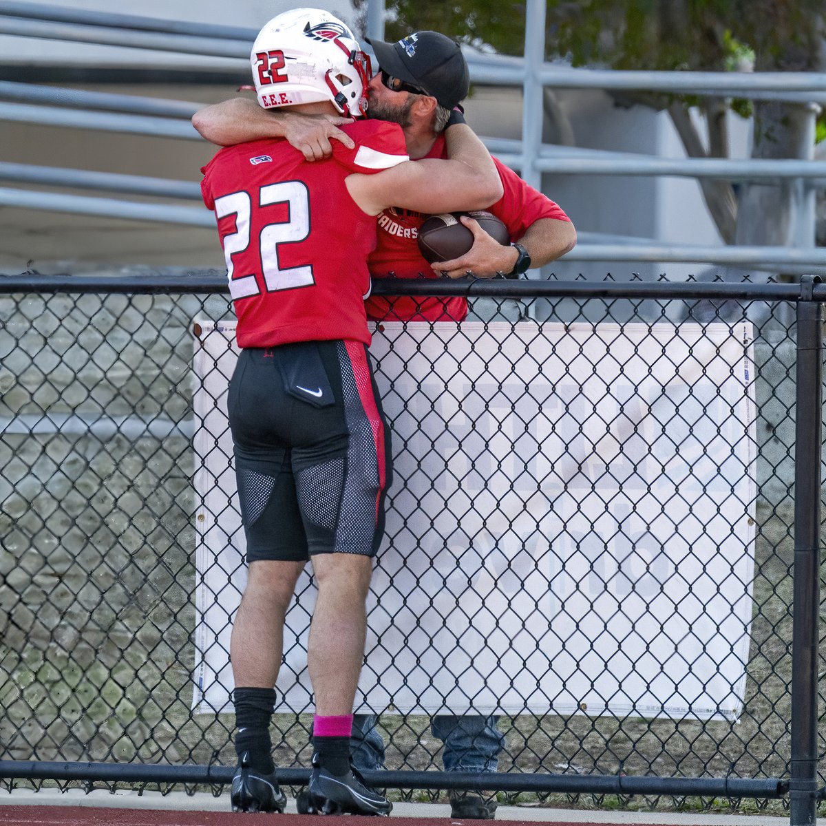 The single-season <a href="/SOU_Football/">Southern Oregon Football</a> rushing touchdown record belongs to Gunner Yates 🔴⚪️⚫️