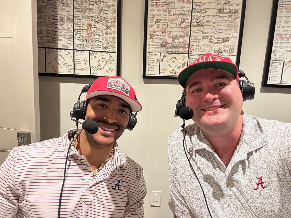 Crimson Tide Sports Network (@ua_ctsn) on Twitter photo Drop your <a href="/AlabamaFTBL/">Alabama Football</a> questions in the comments below and <a href="/gray_robertson/">Gray Robertson</a> & <a href="/christianmillr/">Christian Miller</a> will answer them on air during the Everwood Postgame Party!
#RollTide Drop your <a href="/AlabamaFTBL/">Alabama Football</a> questions in the comments below and <a href="/gray_robertson/">Gray Robertson</a> & <a href="/christianmillr/">Christian Miller</a> will answer them on air during the Everwood Postgame Party!
#RollTide