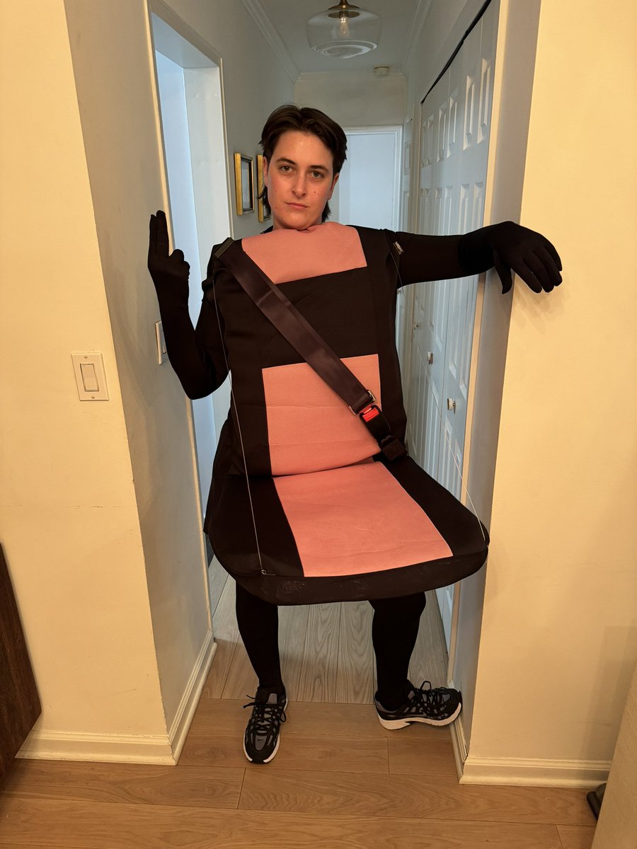 i hate gay halloween, what do you mean you’re chappell roan and a passenger seat?