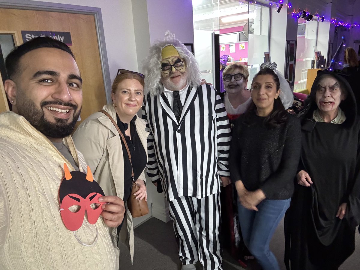 A great Halloween party for the kids today! Well done to all the volunteers at ⁦<a href="/ThePlaceM14/">The Place At Platt Lane</a>⁩ 🎃