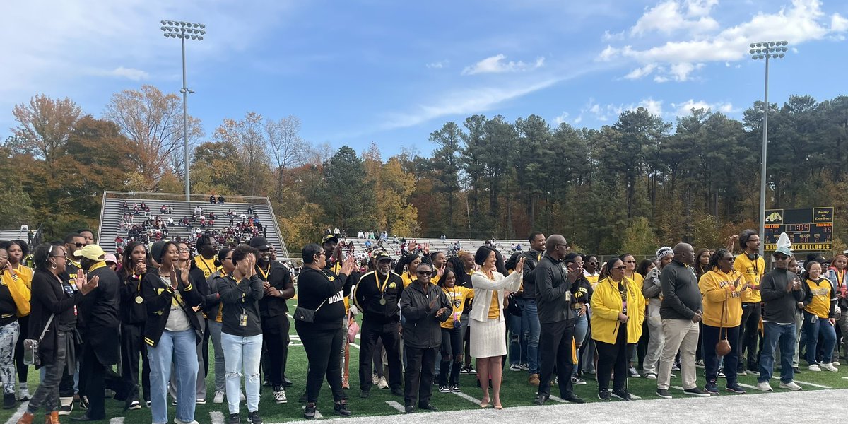 Dr. Aminta H. Breaux tweet media