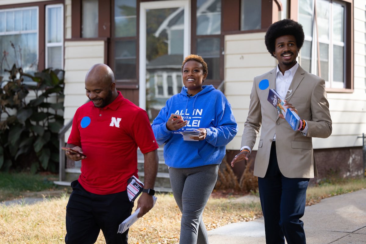 senatorspivey's tweet photo. Thank you to @Justinjpearson @SenMcKinneyLD11 and all the volunteers that came out today to help knock doors in District 13! 9 days left - let’s do this! https://t.co/sv6yb9V48a