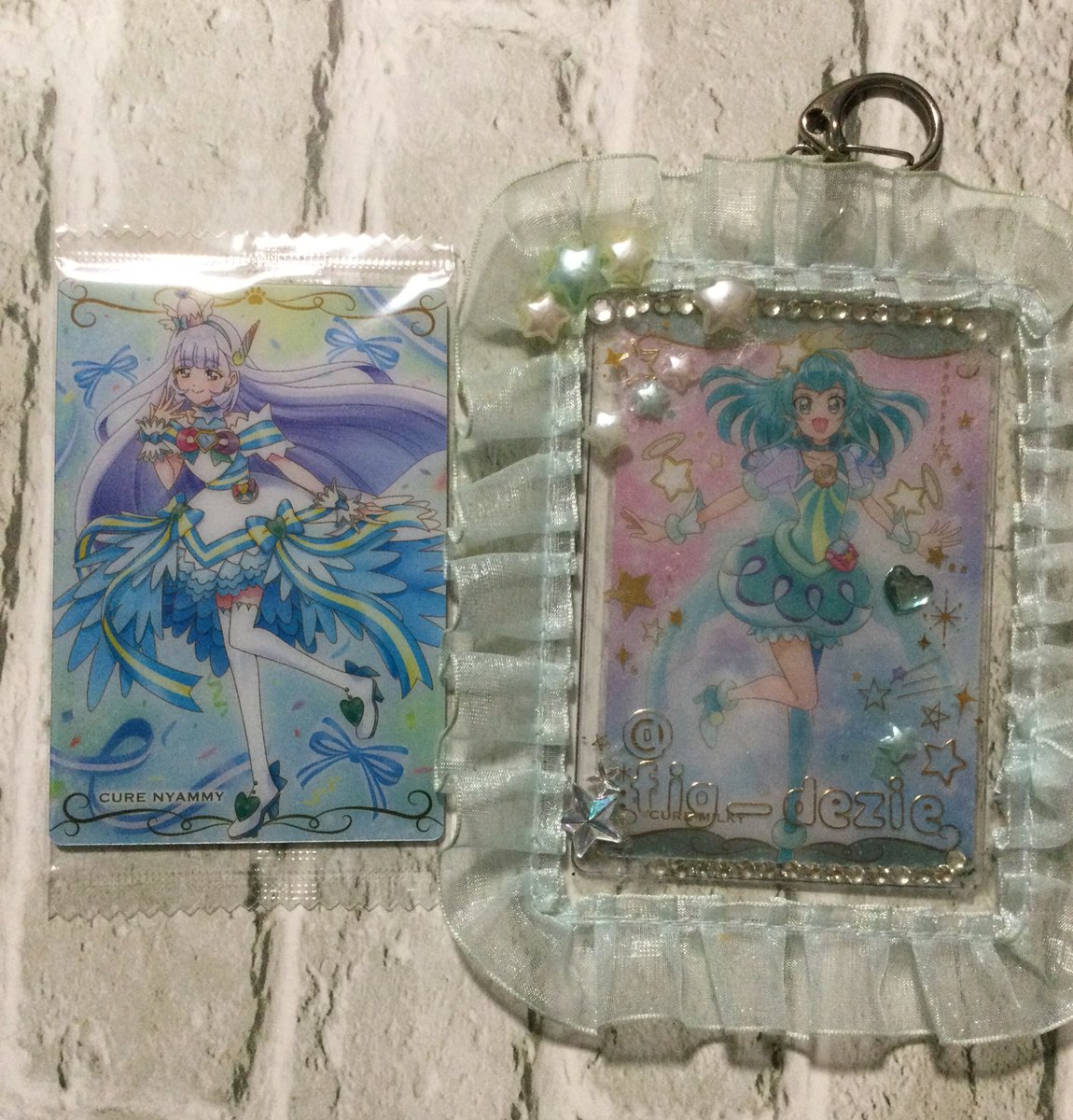 @xy5Lee めめ様初めまして!
この度はお声がけ下さり誠にありがとうございます。
お返事遅くなり申し訳ございません。
日にちによるところではあるのですが
ニャミー⇄レジーナちゃんの梅田近辺手渡し交換可能です!
詳細DMにてご相談させて頂きたく思いますのでフォローさせて頂いてもよろしいでしょうか?🐱 