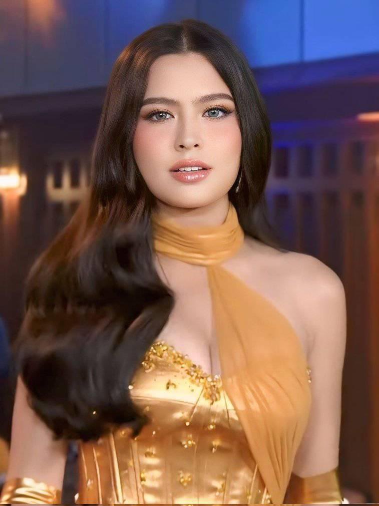 kowalerts's tweet photo. Alexa Ilacad Facecard ❤️‍🔥

#PBBGen11BigNight @alexailacad https://t.co/DLPb0FdP2U