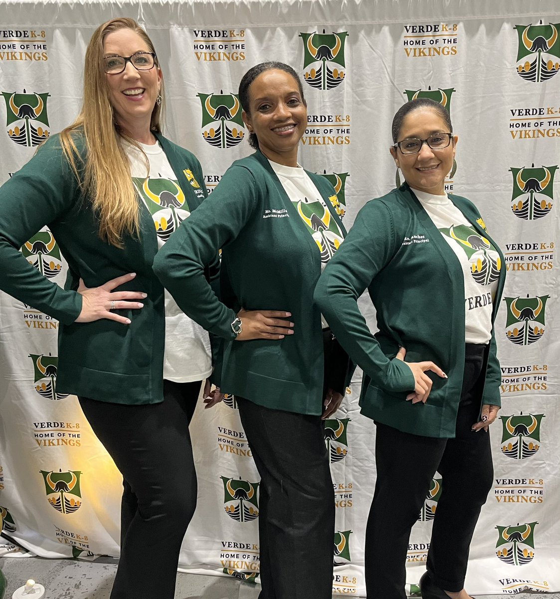 Toni McMillan tweet media