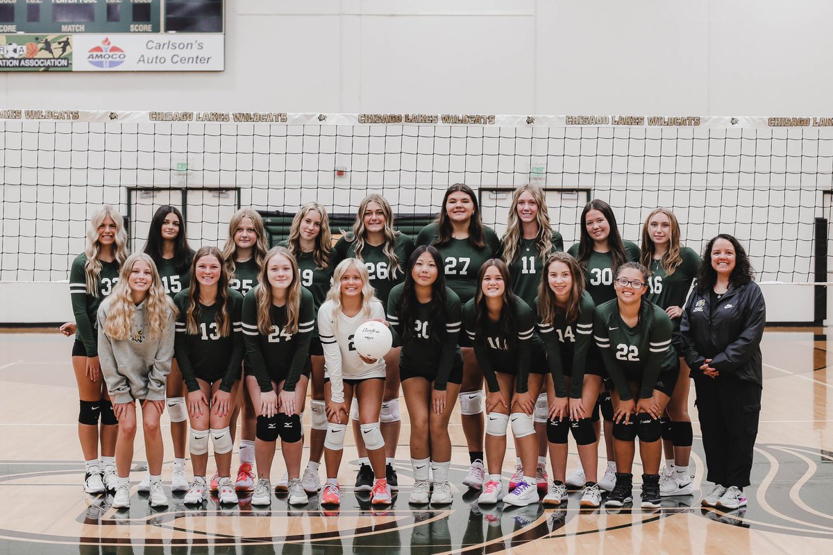 ChisagoVolley's tweet photo. 2024 Chisago Lakes Wildcats Volleyball💚💛 Thank you for all your hard work, dedication, and love for each other. We will miss so much about this season, but mostly just being together everyday💔 we love you so much🫶🏻 #CLVB
Photos by Angela Weinzetl https://t.co/wuZrZRdft9