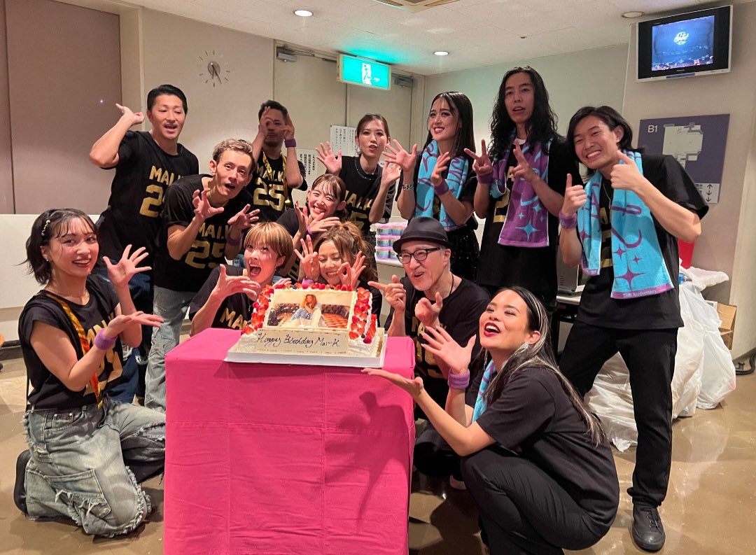 mai_k_staff's tweet photo. 25th Anniversary 倉木麻衣 
Live Project 2024 “Be alright！”  

THANK YOU❤️和光
With cool musicians, dancer
and ファンクラブの皆さん

"ひと足早くサプライズ Birthday🎂 "

NEXT SHOW...大阪！

#倉木麻衣 #maikuraki
#MK25 #やっぱり麻衣ちゃん https://t.co/YuUJ6S1vRX