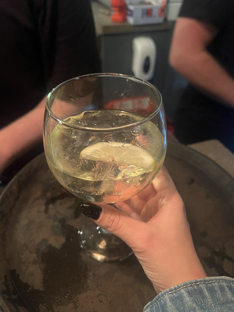 henry fox would have been in his element with this jaffa cake flavour gin x