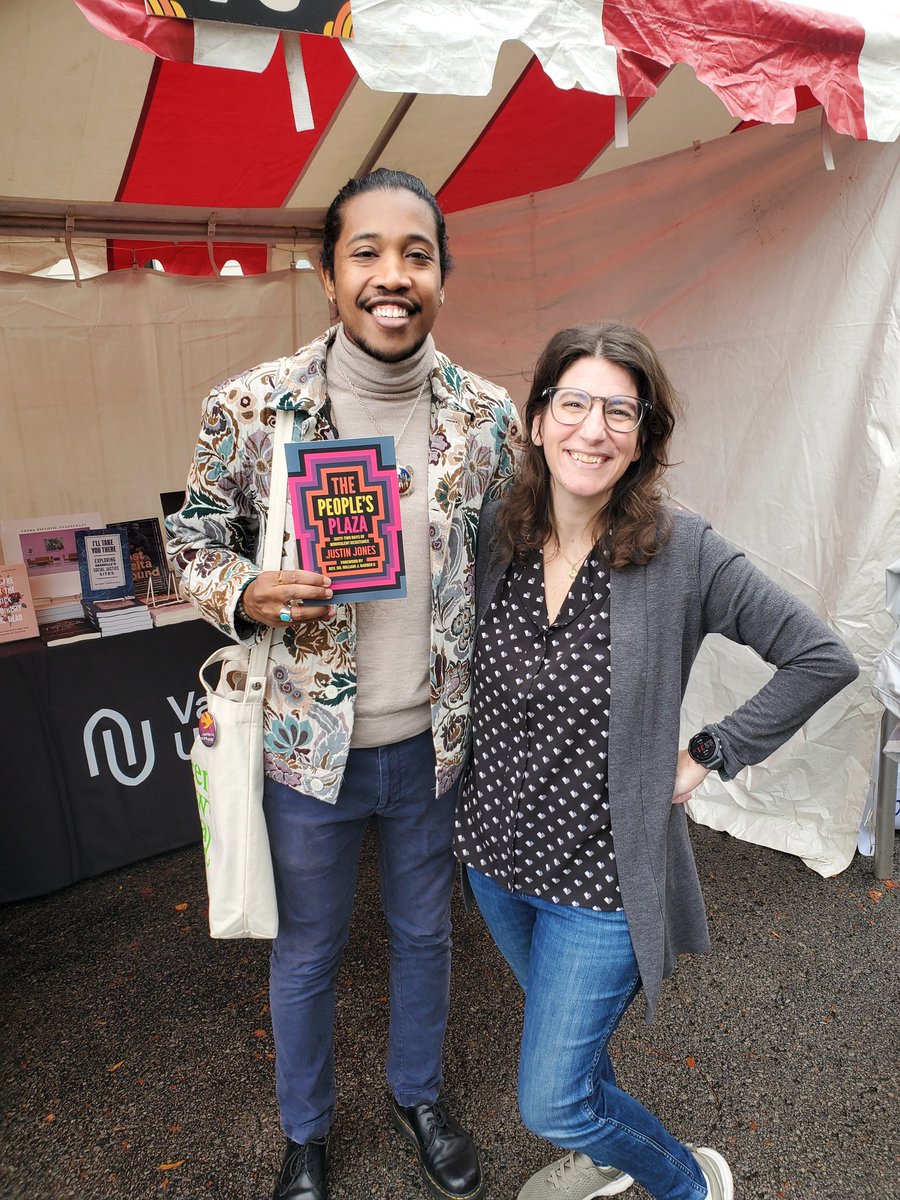 Gianna Mosser (@editrixmosser) on Twitter photo Also got to see movement student turned leader <a href="/brotherjones_/">Rep. Justin Jones</a> and I am still honored by the trust he put in <a href="/VanderbiltUP/">Vanderbilt University Press</a>. Happy <a href="/SoFestofBooks/">Southern Festival of Books</a> to all who celebrate. Also got to see movement student turned leader <a href="/brotherjones_/">Rep. Justin Jones</a> and I am still honored by the trust he put in <a href="/VanderbiltUP/">Vanderbilt University Press</a>. Happy <a href="/SoFestofBooks/">Southern Festival of Books</a> to all who celebrate.