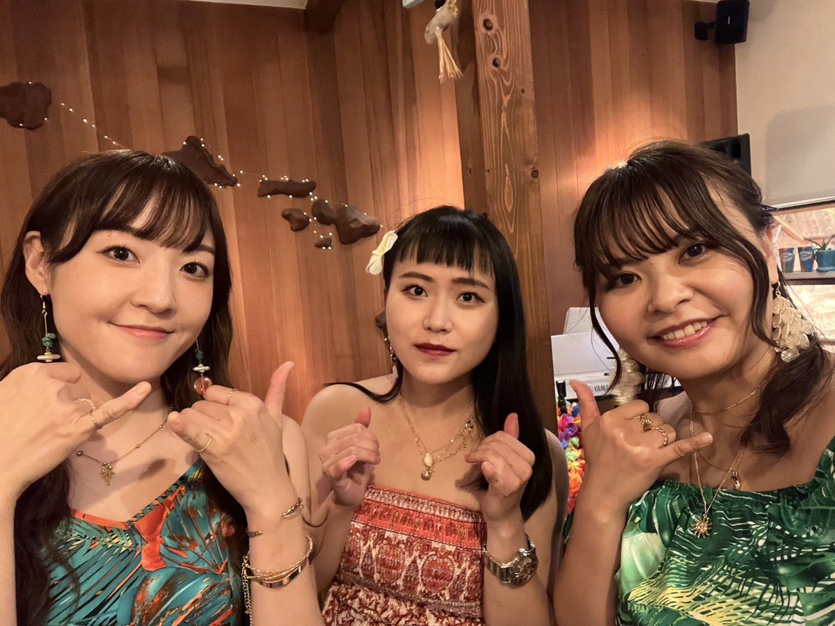 M_azure88's tweet photo. 昨日のAngelsハワイアンライブ、バチボコ楽しかった〜〜💥💥
CDも持って行った30枚強が完売、ありがとうございました!🙇♂️🙇♂️
写真撮り忘れたけど肉が美味すぎた、、
次は普通に飯食いに行く。
#ALOHABABY https://t.co/NVuzjZLSun