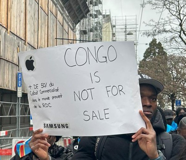 Dear Apple and Samsung,  Congo 🇨🇩 is not for Sale.