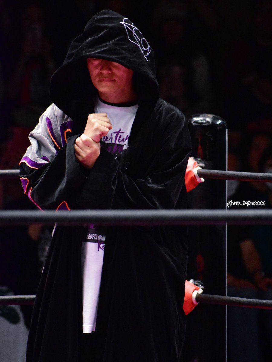 http_090noxxx's tweet photo. 2024.06.12(水)
Fortune Dream 9@後楽園ホール
小橋健太さんのために製作したガウンを
ご自身で着用されて登場した井浦新さん
アラタコール痺れた
#fd9 https://t.co/MoBtU0wGR3
