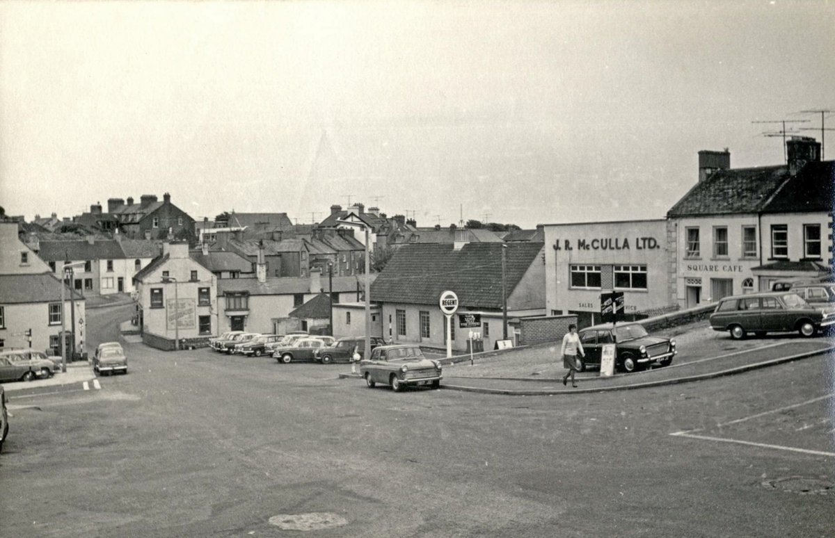 oldwarrenpoint1's tweet photo. Kilkeel in the 1960's
Photos from the Newman Collection used with the kind permission of NMD Museums: Newry &amp; Mourne Museum Collection
https://t.co/iXsbTUBwQJ https://t.co/RpPvoTx4IP