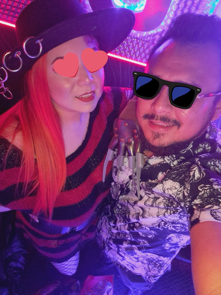 Ya llegamos a <a href="/Exclusivoviolet/">Club Exclusivo SW</a> al #halloween más Bellakoso con <a href="/Elpunto_sw/">EL PUNTO SW</a> 🥳🥳😈😈!!! 
Nos vemos en el play 🫦🔥😈!

💀🎃🌿#HALLOWEED🧟‍♀️🧛‍♀️👻