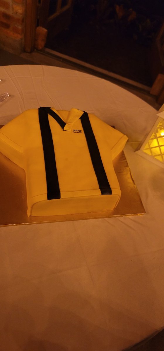 LoganDuplessis's tweet photo. I got married tonight to the love of my life. This is my grooms cake as a shout out to the nerdy family both in attendance and around the world. I wouldn't be the goofy loser she fell in love with without y'all https://t.co/JJwz1mPTiZ