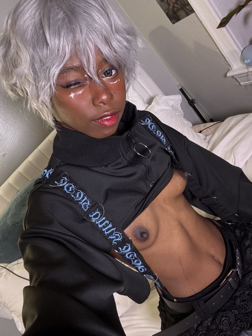1 pic. I’ll stick it out the cage so you can fill my pussy with a knot ? ? https://t.co/Sjdd03FdK3