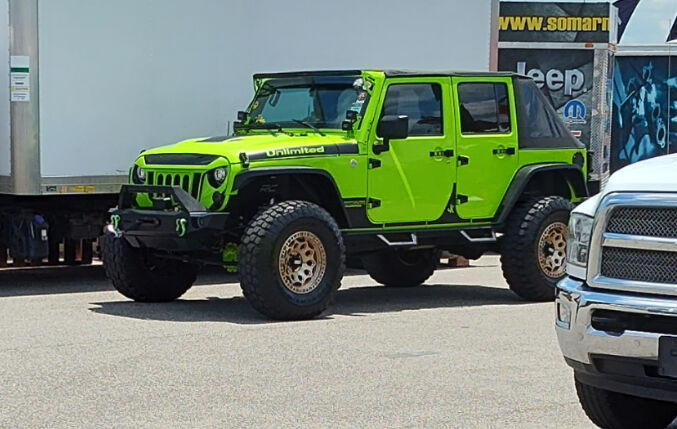 RedWolf_19's tweet photo. #Sunday special 💪#cars #carshow #jeep @Jeep #jeeplofe #jeepbeach @DAYTONA #4x4 #sundayvibes #OFFROAD #Sundayfeeling #sundaymotivation https://t.co/xYWyuLJb1k