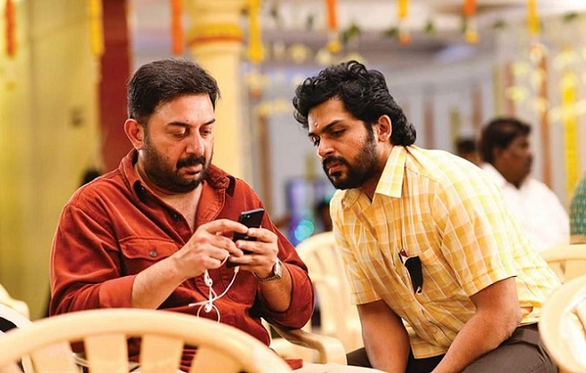labstamil's tweet photo. Meiyyazhagan is the perfect leisurely Netflix film - to watch at your own pace.

This heartwarming film is not your usual masala staple- it is literally a novel unfolding on screen. Like a good book, it is best enjoyed in solitude, with your headphones on. 

The hero's journey back to his roots resulting in his own rediscovery of himself, is poetic. 

Every person who lives away from his homeland, would relate more with this modern day Arulmozhi, whose reluctant soul-searching gets richly rewarded in 21st century Chozha Naadu.   

Aravindsamy is phenomenal to carry this character with such dignity - he brings out the 'ஆசை முகம் மறந்து போச்சே, இதை யாரிடம் சொல்வேனடி?' பரிதவிப்பு (helplessness) exceedingly well.

In the age of gory violent films, the conviction of the director to make these simple, rooted films, driven purely by hearty conversations and internal conflict is commendable. 

The 18 minute force fit scenes of needless political peddling present in the original theatrical release is cut out from the OTT version.  This is now a clean film, with the _____ having taken itself out.

To paraphrase EVR, this single frame is the தங்கத்தட்டில் வைத்த .... in this film. It has no bearing on the film's core plot. 

Forgive and forget this frame, and enjoy the rest of this touching novel on your personal screens, at 1.5x speed.