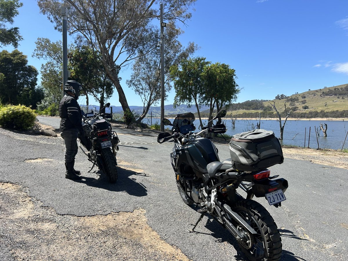 Andrew Russell tweet media