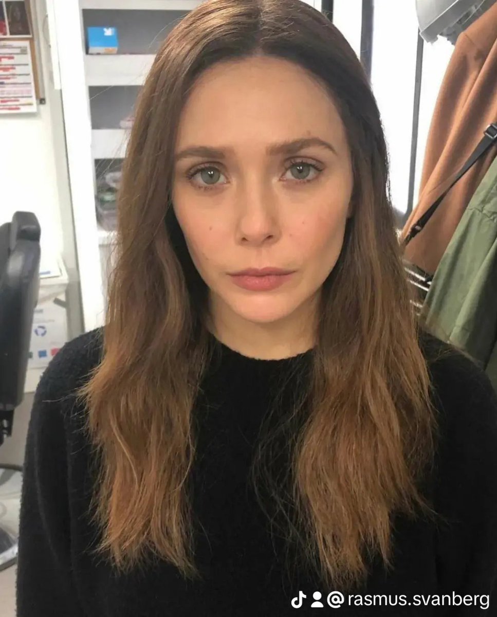Rasmus791031535's tweet photo. Photos of Lizzie on the set of Multiverse of Madness ❣❣ I miss her in the MCU 🥺🥺 I WANT HER BACK 💔

#elizabetholsen #scarletwitch #wandamaximoff #doctorstrangeinthemultiverseofmadness https://t.co/jlc6UItx1p