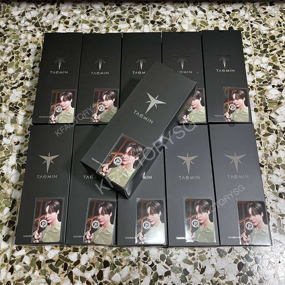 KFactorySG's tweet photo. SG Instock 

✨TAEMIN OFFICIAL LIGHTSTICK + PC✨

$62 each 

🚚 +$4.80 for courier 
📍Self collect avail

⭐️ 900+ reviews on carousell
https://t.co/IEfvhsOexJ  

📱 Tele channel https://t.co/9AB9lGl3Az

 #Ephemeral_Gaze_Singapore
#TAEMIN_WORLD_TOUR 
#TAEMINinSG https://t.co/ZPeh7akwLQ