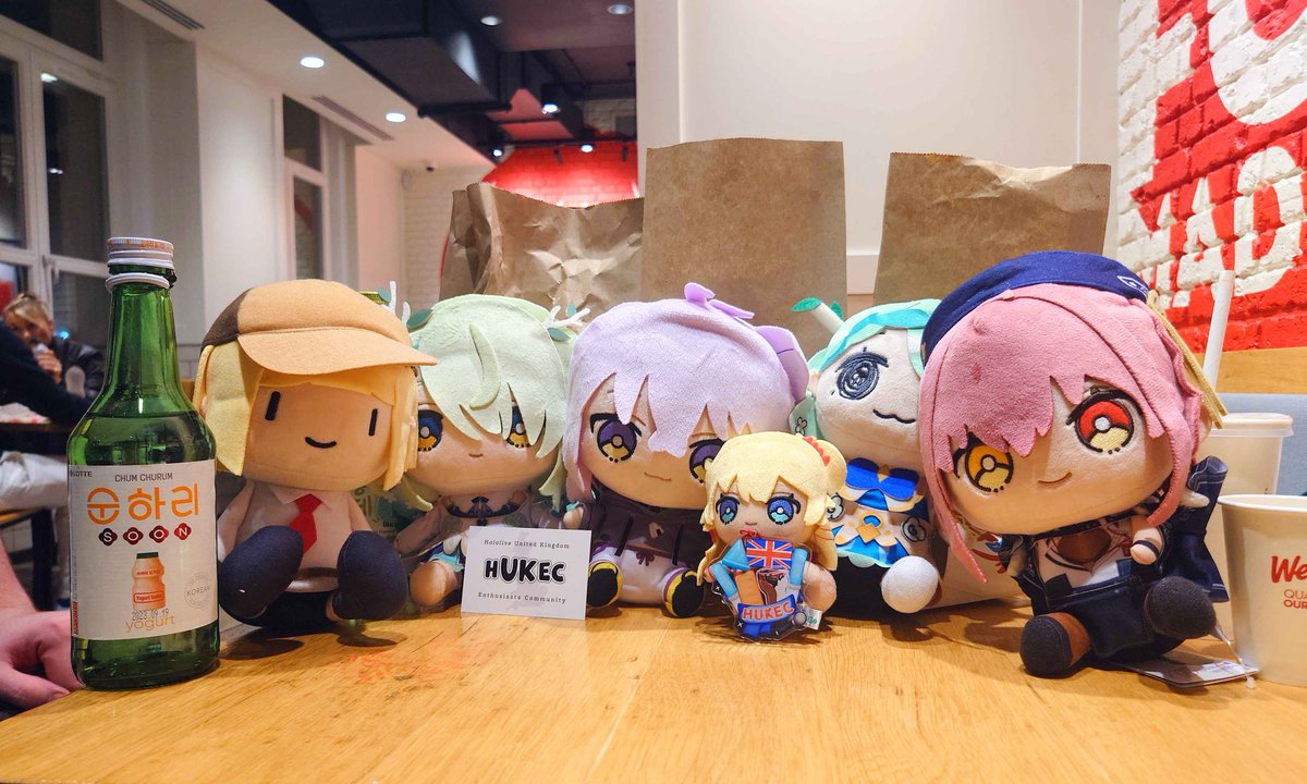 HololiveUKEC's tweet photo. Went to Wendy's. It was alright. The staff member asked us for feedback. We got free ice cream. ~π₯
#HUKEC https://t.co/TR8It1UaIf