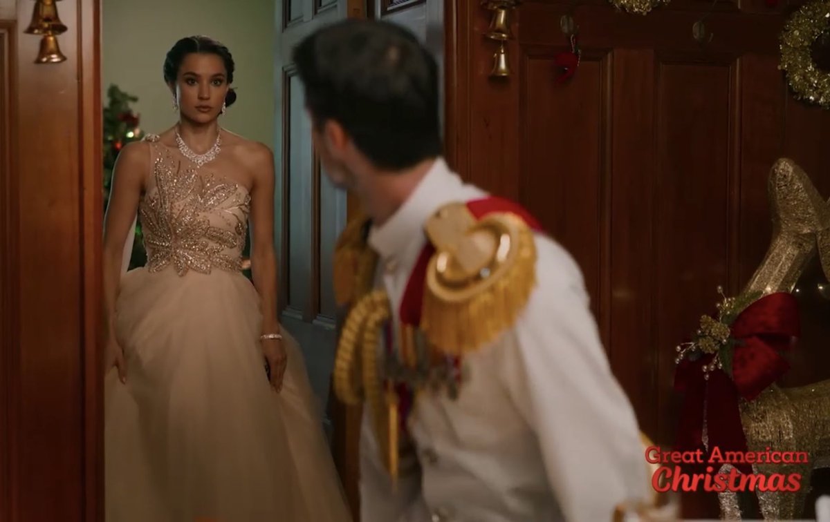 positivelybrad's tweet photo. That dress is a show-stopper!
(Does she movie ever need to end?) 

@RhiannonMFish @GAfamilyTV @bourke_mitchell https://t.co/WAOwzkBH3x