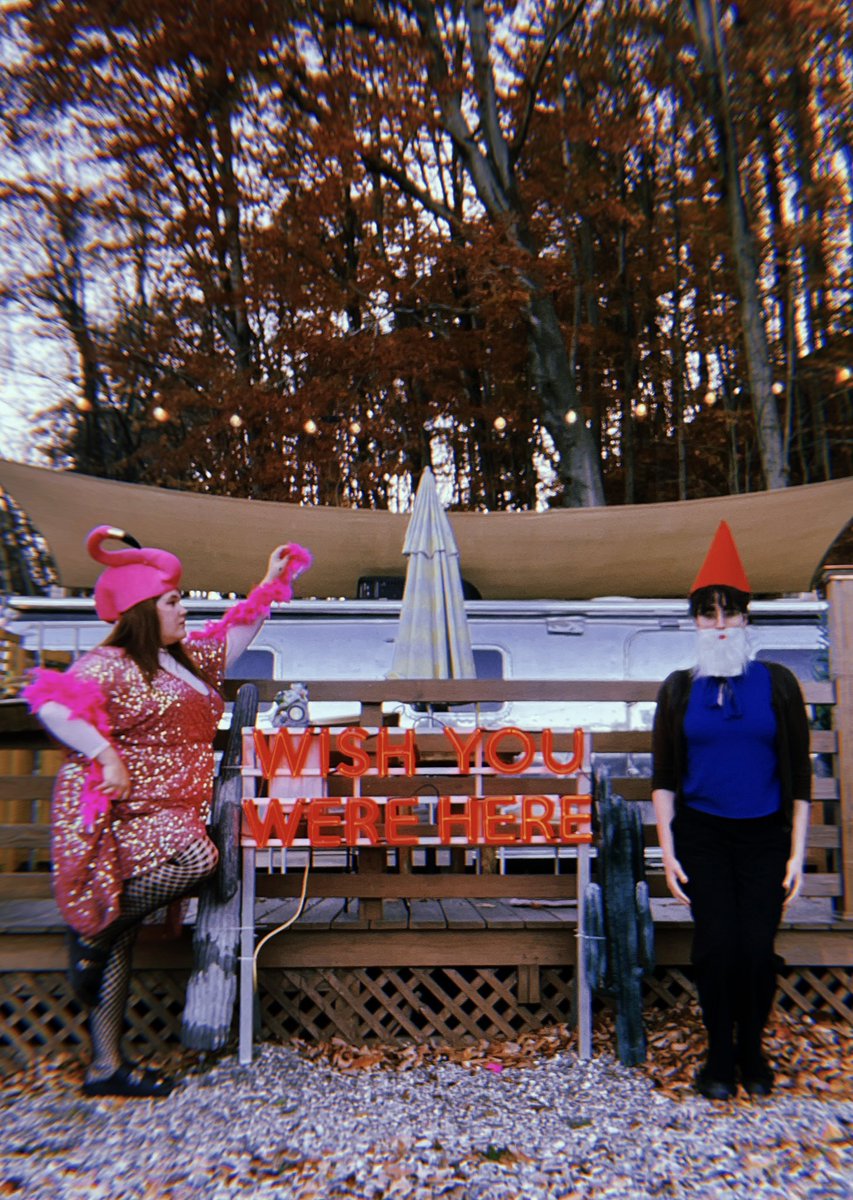 sass_a_grass's tweet photo. I hate gay Halloween what do you mean you’re “lawn ornaments”?? https://t.co/zNTw1Rvogo
