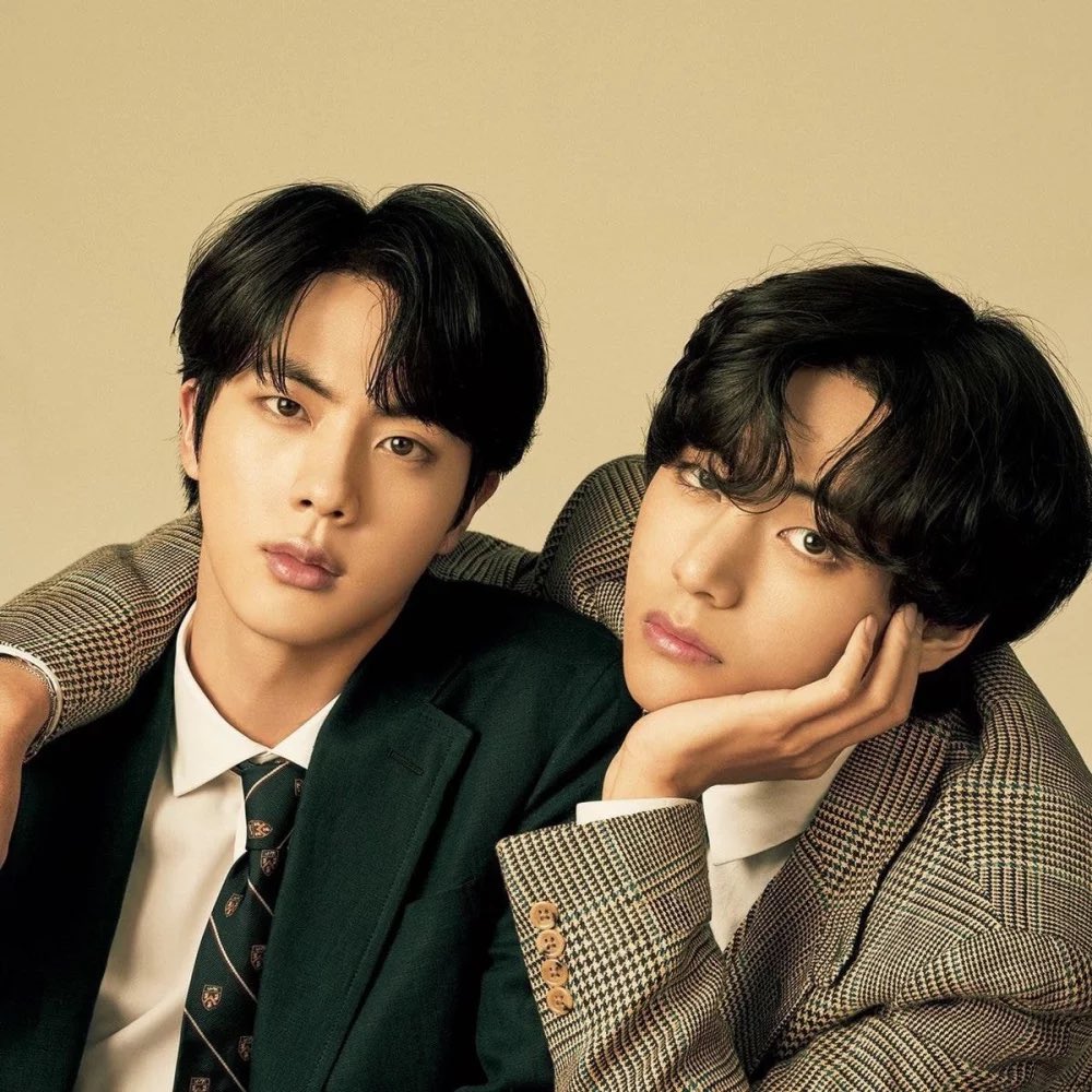 btschartmaster's tweet photo. V and JIN's "It's Definitely You" has surpassed 200 million streams on Spotify. https://t.co/SSDJAFr3pD
