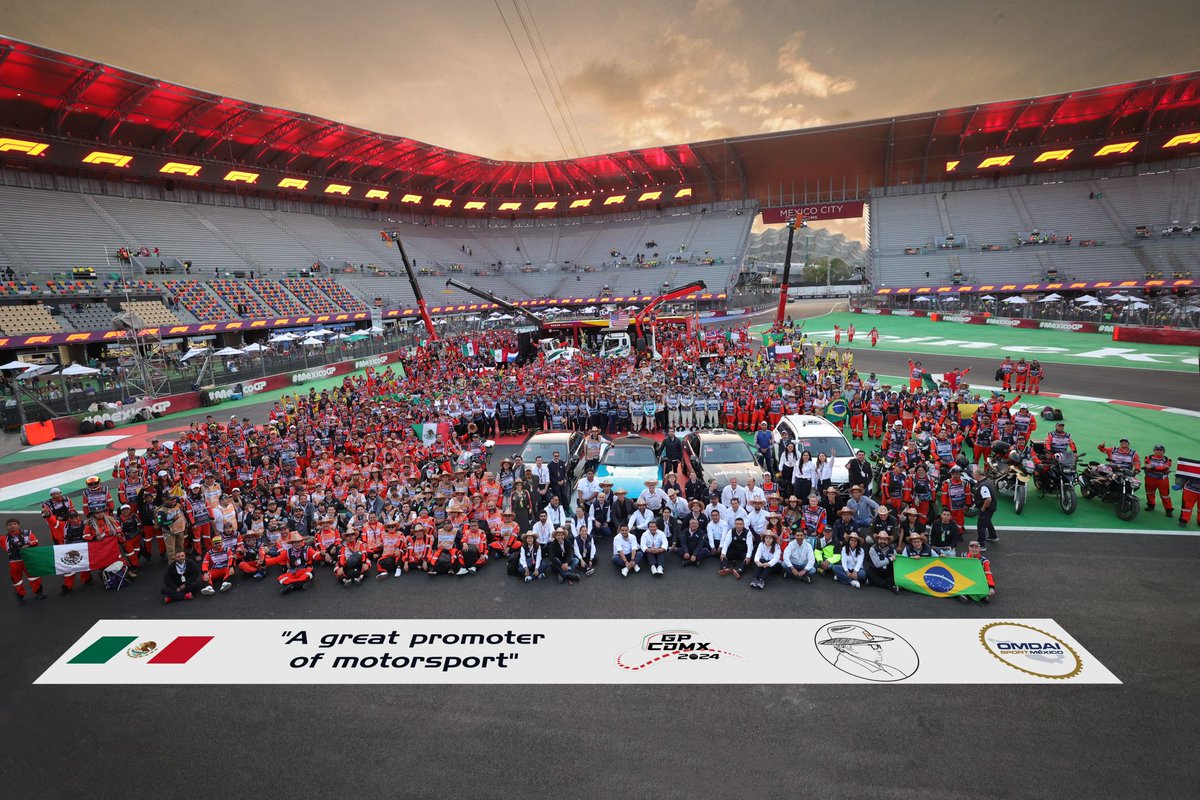 OMDAIMX's tweet photo. #GP2024 recordando a Don Julian Abed. Gracias a todos nuestros voluntarios #orangearmy y a @GRUPO_CIE #CIE @F1 #GPMéxico https://t.co/M3hPfls3kX