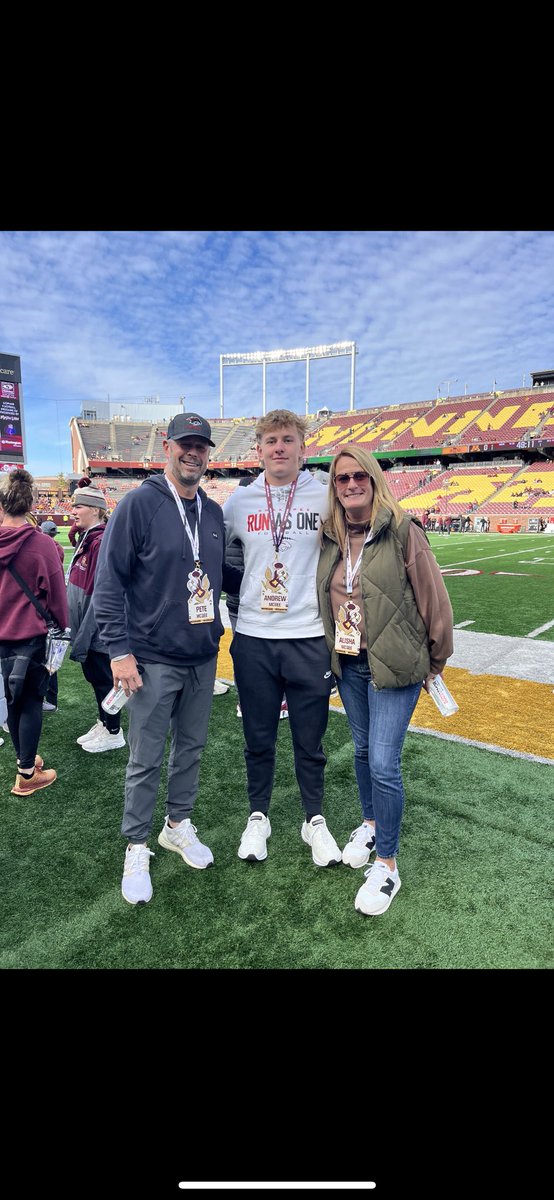 andrew_mcgee27's tweet photo. Had a great time at the gopher game today for a game day visit. Thanks for having us @Shakes_GopherFB @GopherFootball 

@SaberFootball16 https://t.co/FpL0OJSRiL