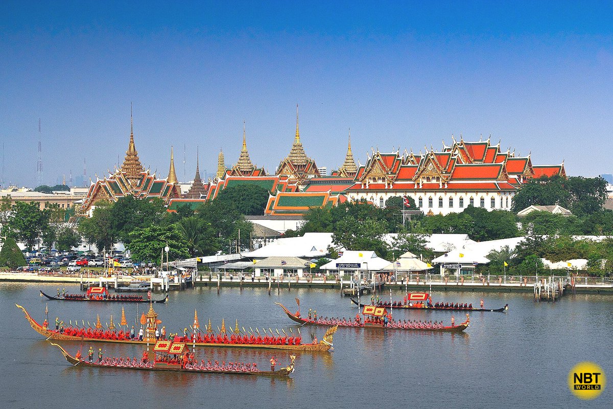 NBTWORLDNews's tweet photo. The tradition of royal barge processions, one of Thailand's most spectacular ceremonial events, has deep historical roots dating back centuries.
See more: https://t.co/fW8KJuNgLB
#RoyalBarge #HistoricTradition #ThaiMonarchy #CulturalHeritage #NBTWorld https://t.co/EOeY3Cr9iS