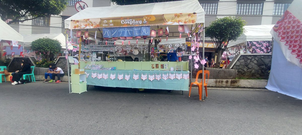 chuchiipom's tweet photo. We're here for Baguio Cosplay Festival 2024 right here at Session Road infront of Prime Hotel near Sky World! Come visit us and get a chance to win free stickers or maybe try your luck in gacha! 

#cosplay #artistalley #anime #honkaistarrail #genshinimpact #zenlesszonezero https://t.co/TZ3qhvkmV8