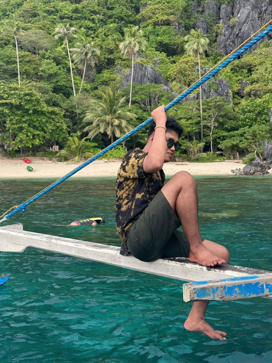 breakevinpoint's tweet photo. Sa islang pantropiko ☀️🏝️🌊 #ElNido #Palawan #Travel https://t.co/beoEfa6sDp